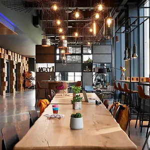4* Hotel Moxy Fountainbridge
